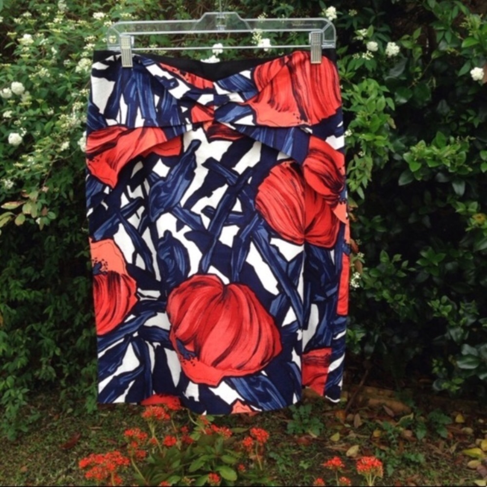 Anthropologie Fantastic Fields poppy print pencil skirt size 8 EUC seen on Glee - Picture 5 of 8